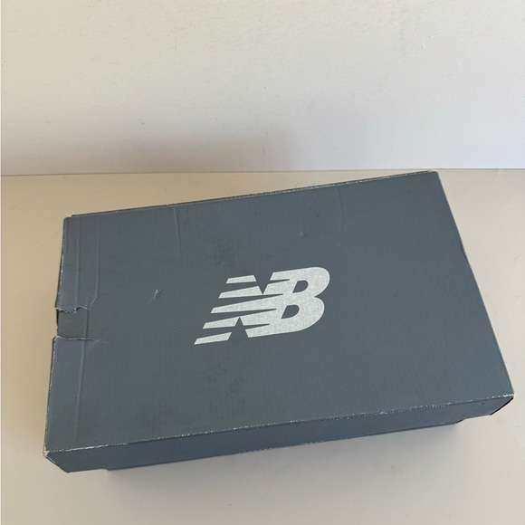 New balance 997 Sport ‘Black neo violet’ sneaker women’s Sz 7.5 - Picture 4 of 12